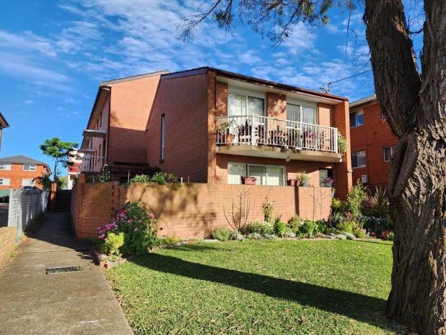 Townhouse for rent in Auburn, Sydney
