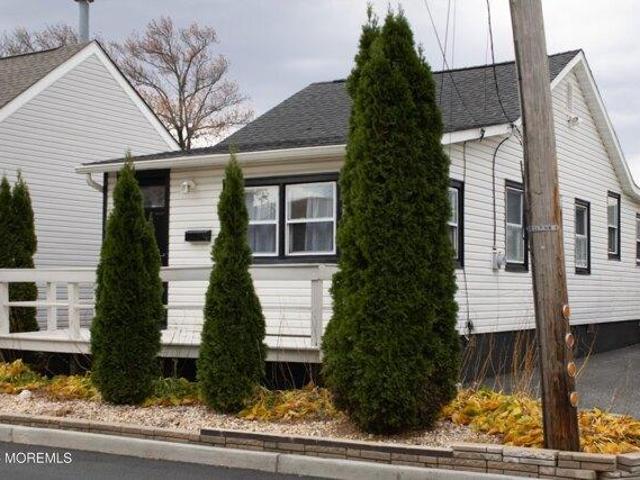 House for sale in Monmouth, New Jersey