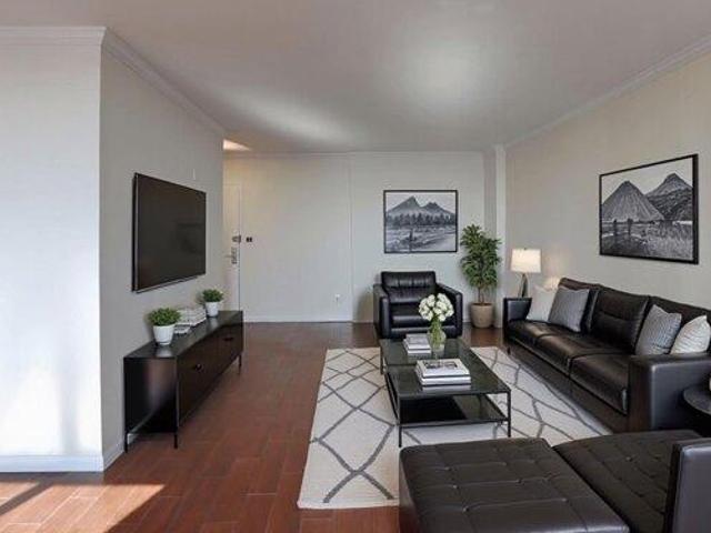 Condo for sale in Hudson, New Jersey