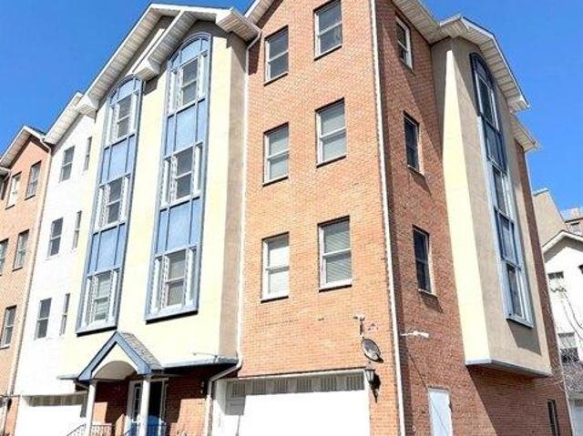 Condo for sale in Hudson, New Jersey