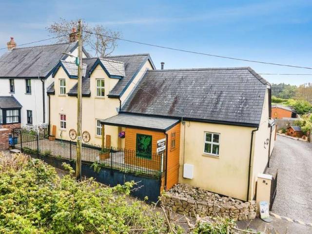 Property for sale in Llanbethery, Wales