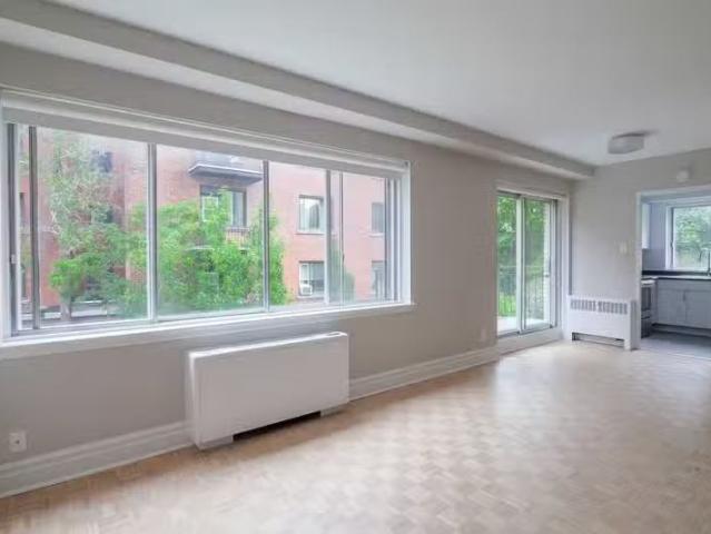Condo for rent in St. Leonard's, Quebec