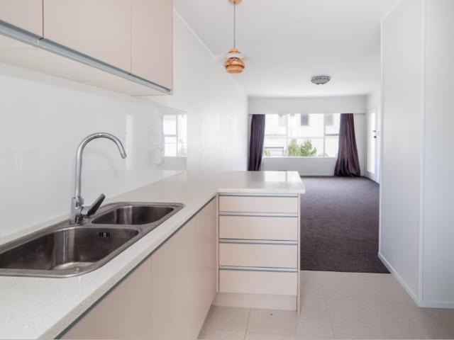 House for rent in Castor Bay