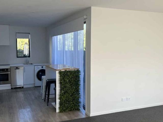 Townhouse for rent in Phillipstown, Linwood-Central-Heathcote Community
