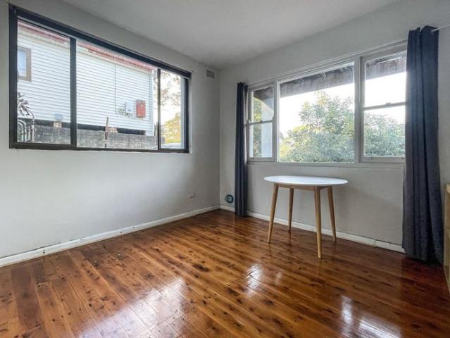 Apartment for rent in Wollongong West, New South Wales