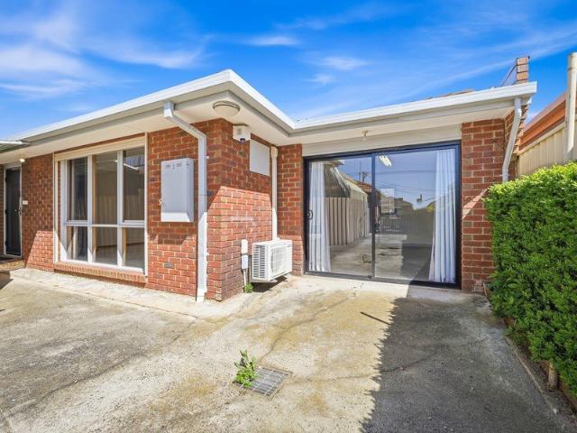House for rent in St Albans, Melbourne