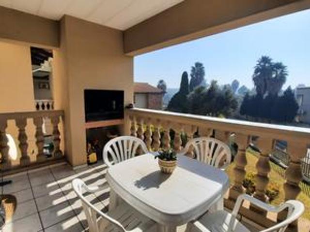 Apartment for sale in Oranjeville, Free State