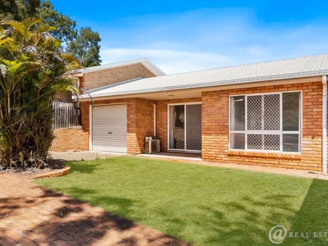 Duplex for rent in Cooee Bay, Livingstone Shire