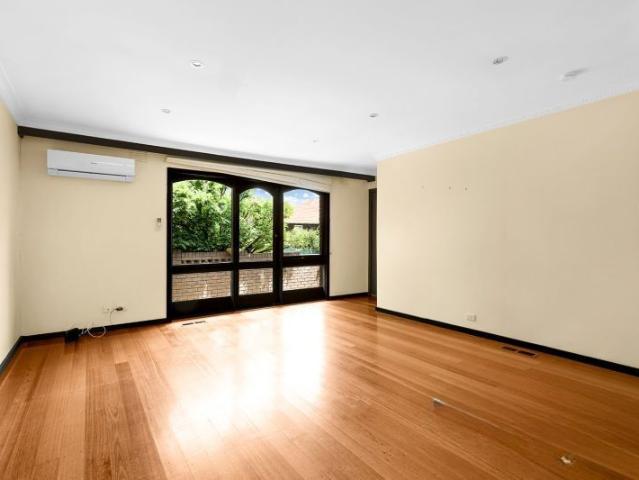 Apartment for rent in Camberwell, Melbourne