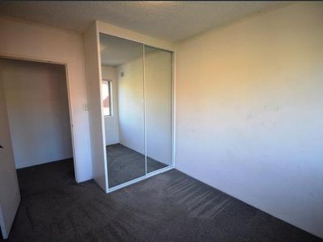 Apartment for rent in Eastlakes, Sydney