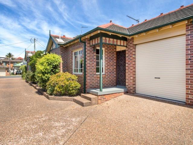 Villa for rent in Newcastle, Newcastle-Maitland