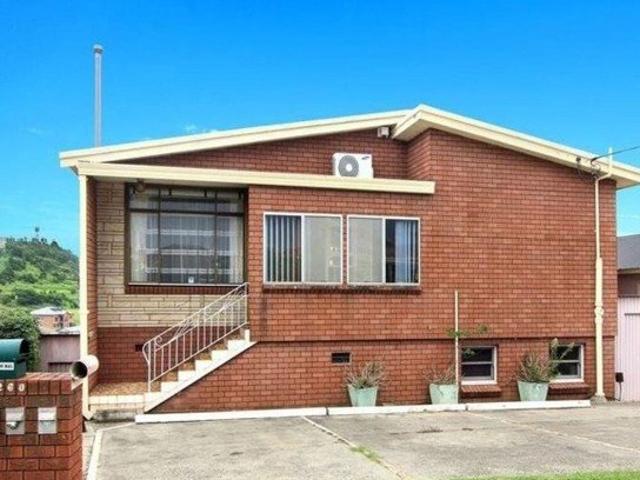 Apartment for rent in Wollongong West, New South Wales