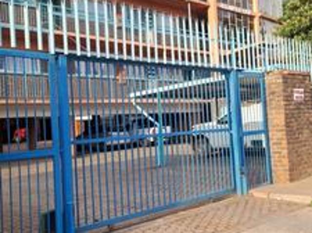 Apartment for sale in Nooitgedacht, Gauteng