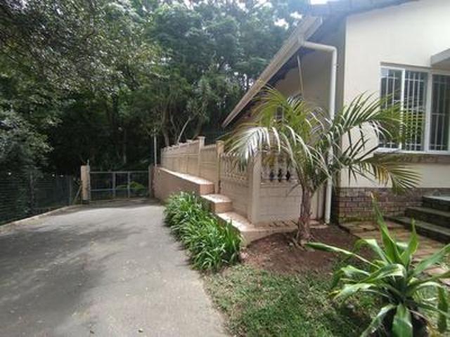 Apartment for sale in Queensburgh, Kwazulu-natal