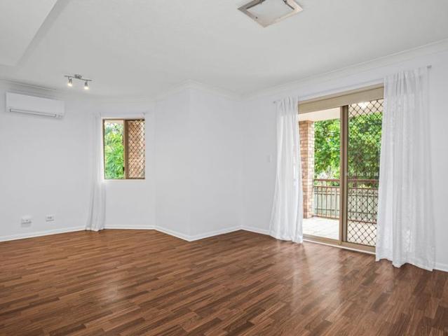 Apartment for rent in Toombul, Queensland