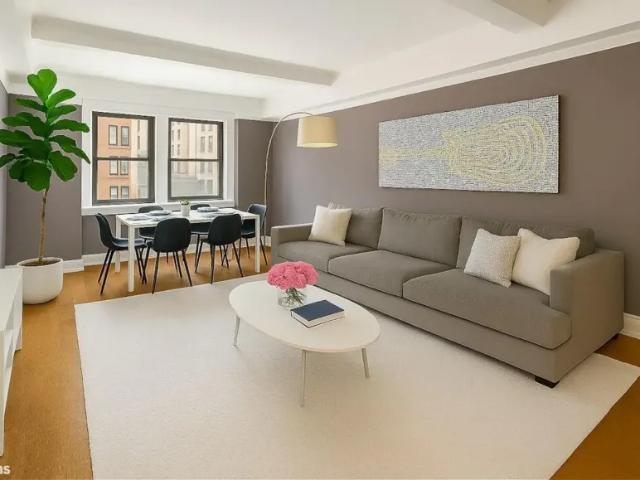 Apartment for sale in Arverne, New York