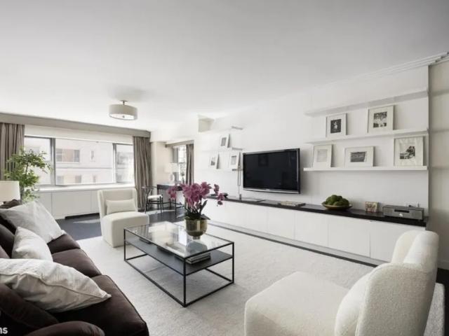 Apartment for sale in Arverne, New York