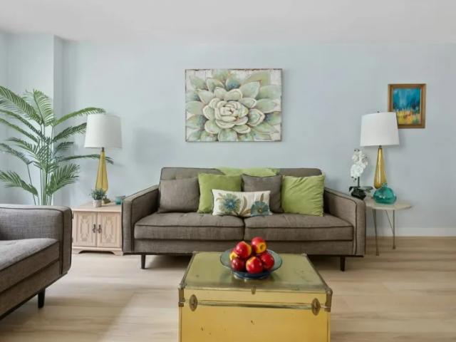 Apartment for sale in Manhattan Community Board 11, New York