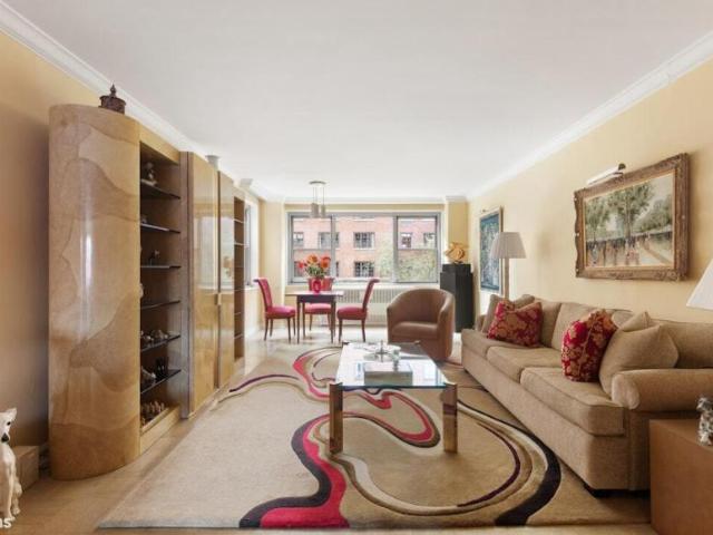 Apartment for sale in Arverne, New York