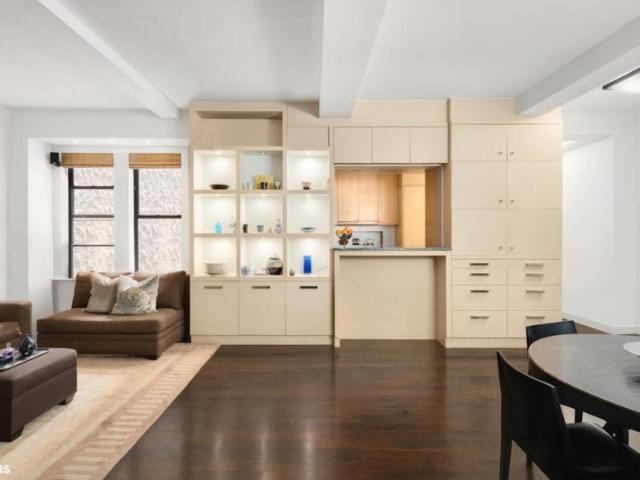 Apartment for sale in Arverne, New York