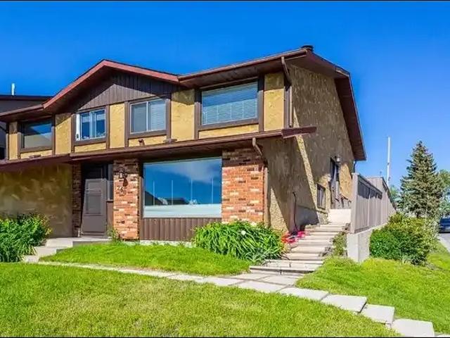 House for rent in Mayland Shopping Center, Calgary
