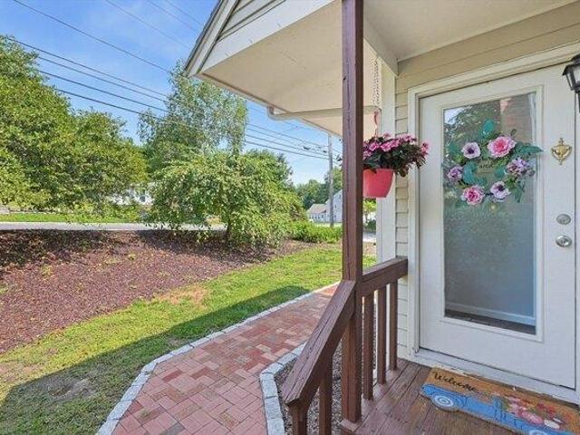 Condo for sale in North Uxbridge, Massachusetts