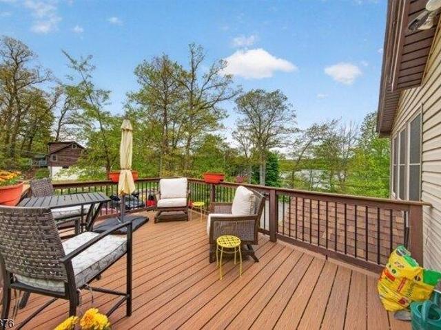 House for sale in Glenwood, New Jersey