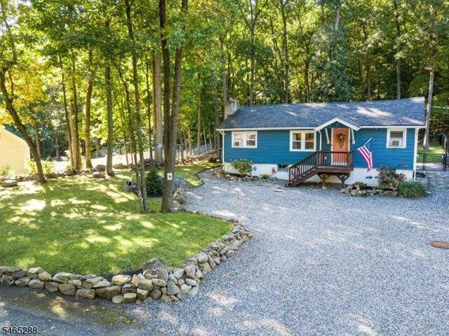 House for sale in Highland Lakes Country Club, Vernon Township