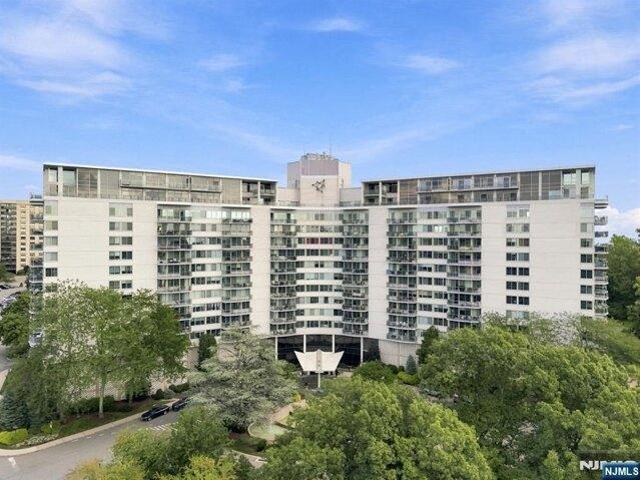 Condo for sale in Verona, New Jersey