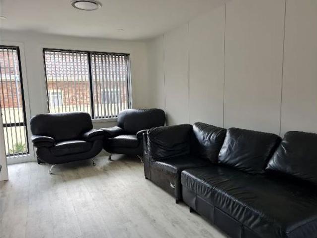 House for rent in Wollongong West, New South Wales