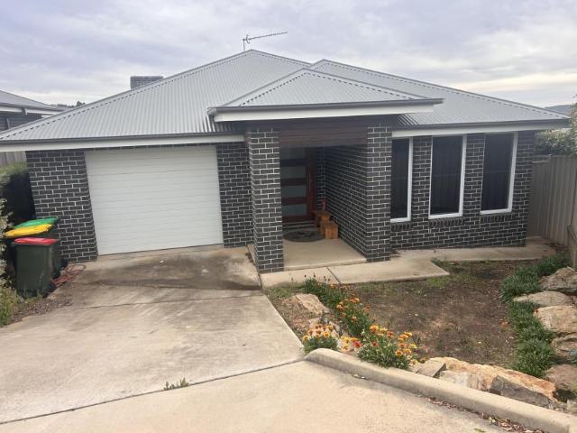 Villa for sale in Bourkelands, Wagga Wagga City Council