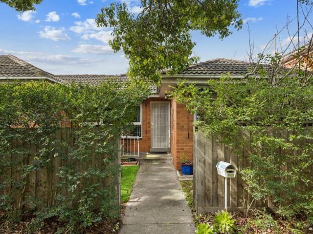 Villa for sale in Camerons Creek, Victoria
