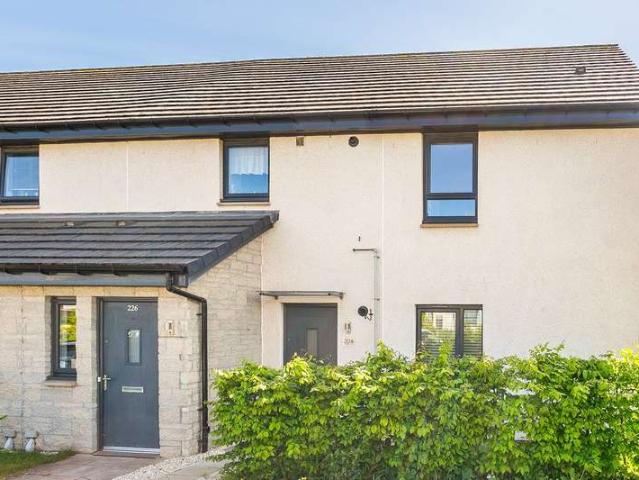 Farm for sale in Burdiehouse, Scotland