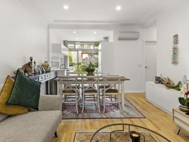 Villa for rent in Sydney, New South Wales