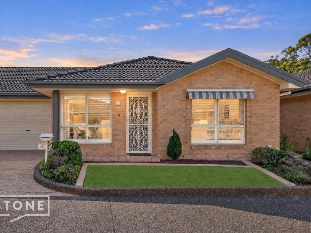 Villa for sale in Mount Hutton, Newcastle-Maitland