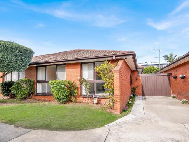 Villa for sale in Camerons Creek, Victoria