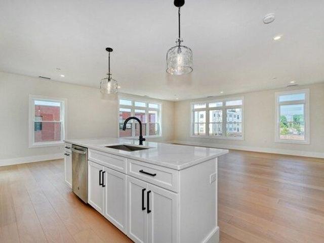 Condo for sale in Wakefield, Massachusetts
