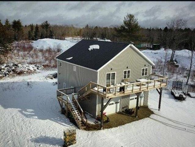 House for sale in Waldoboro, Maine