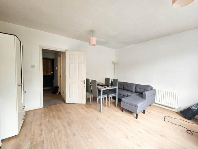Apartment for rent in London Borough of Southwark, Greater London