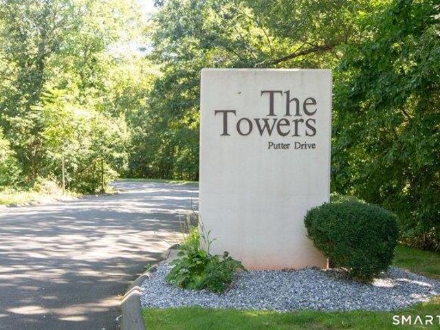 Condo for sale in Wallingford, Connecticut