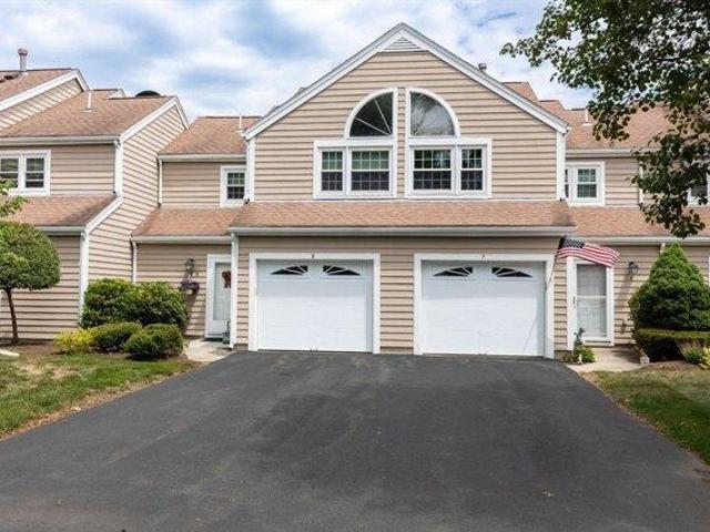 Condo for sale in Walpole, Massachusetts
