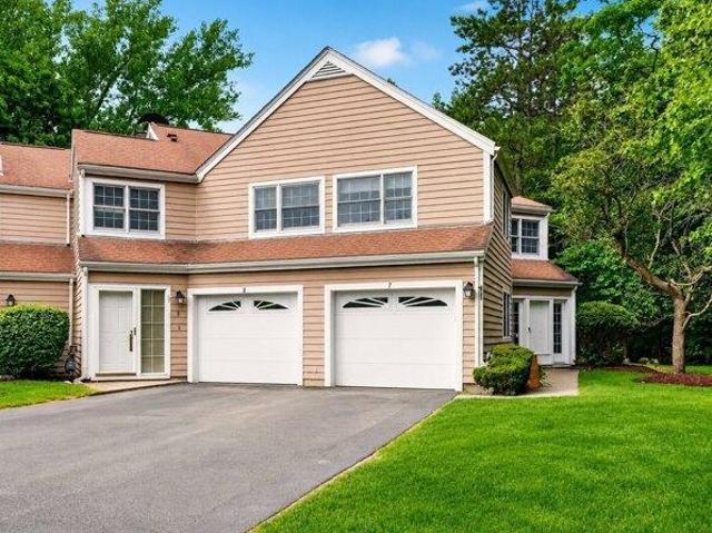 Condo for sale in Walpole, Massachusetts