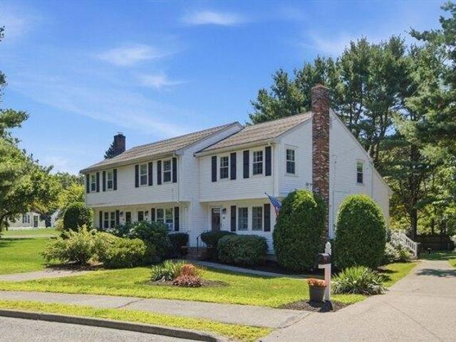 Condo for sale in Walpole, Norfolk County