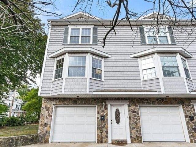 Condo for sale in Central Square, Waltham