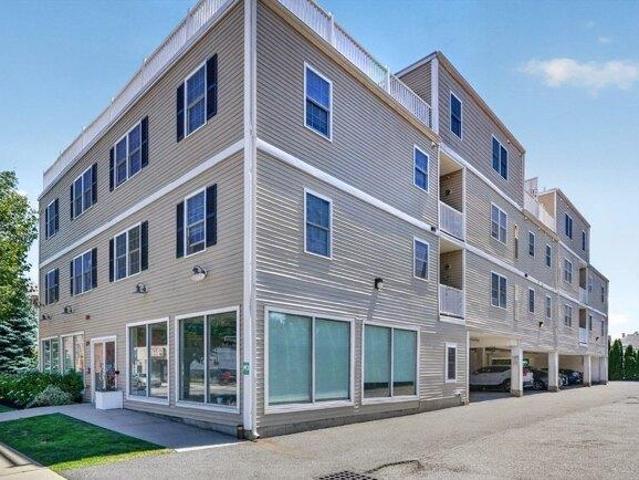 Condo for sale in Waltham, Massachusetts