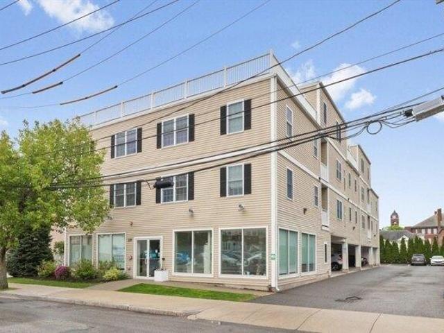 Condo for sale in Waltham, Massachusetts