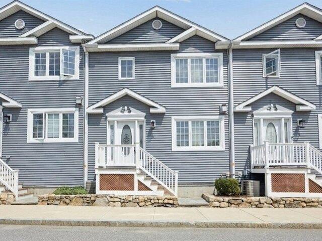 Condo for sale in Waltham, Massachusetts