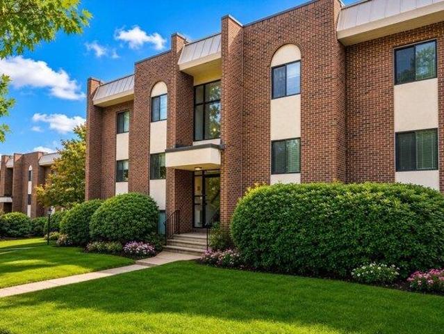 Condo for sale in Angleside, Waltham
