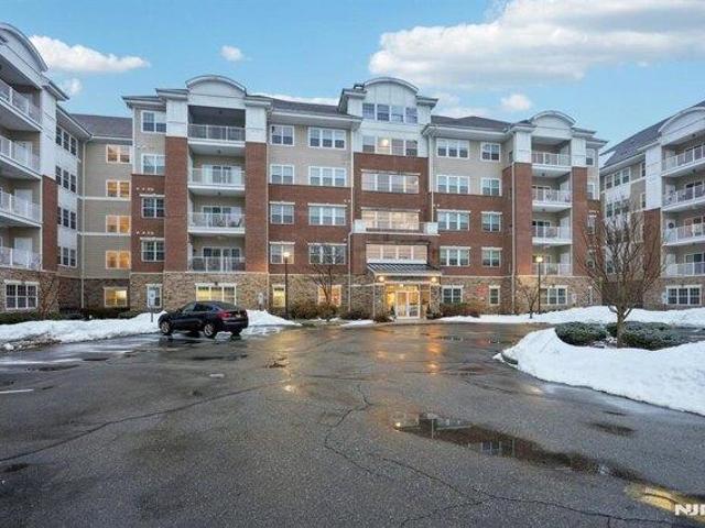 House for sale in Wanaque Reserve, Wanaque