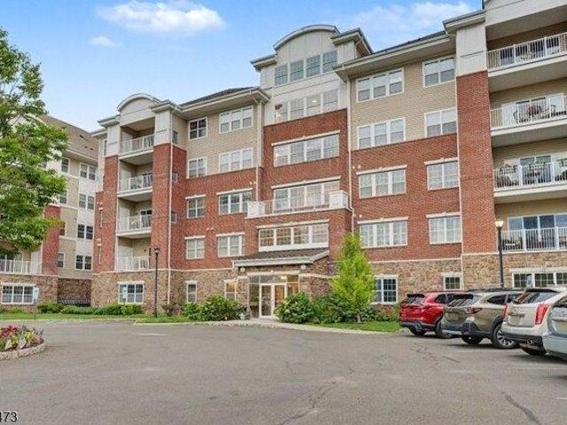 Condo for sale in Wanaque Reserve, Wanaque